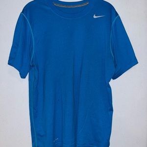 Men’s Small Nike Dri-fit Tee